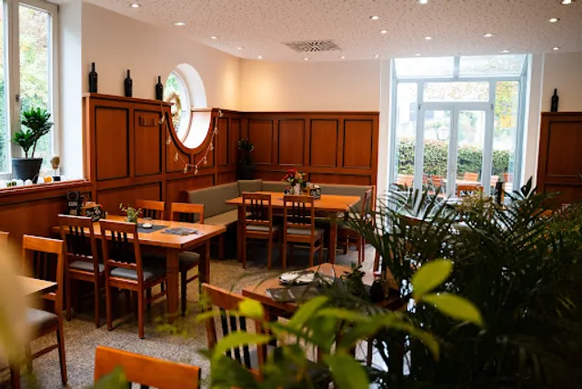 HQ - Grill | Wok | Sushi x BÉO BURGER