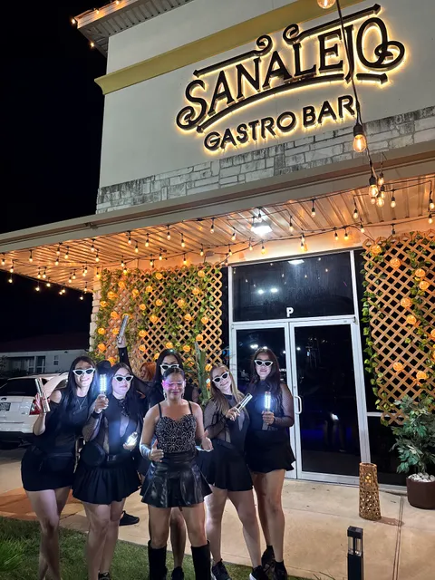 Sanalejo gastro bar