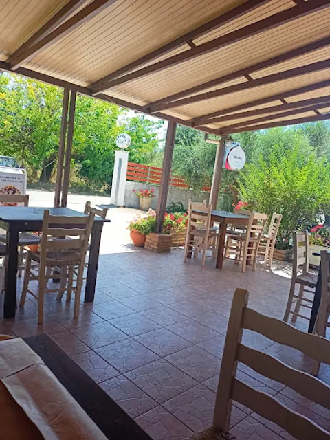 Ταβέρνα Ό, τι