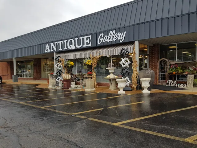 Warson Woods Antiques Gallery