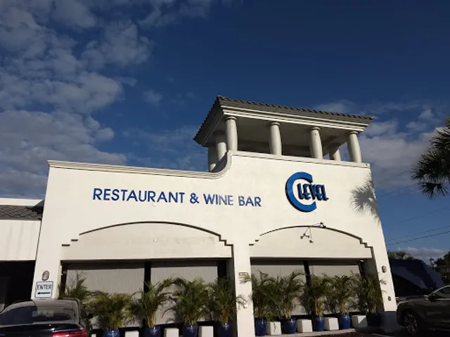 C Level Restaurant & Cocktail Bar