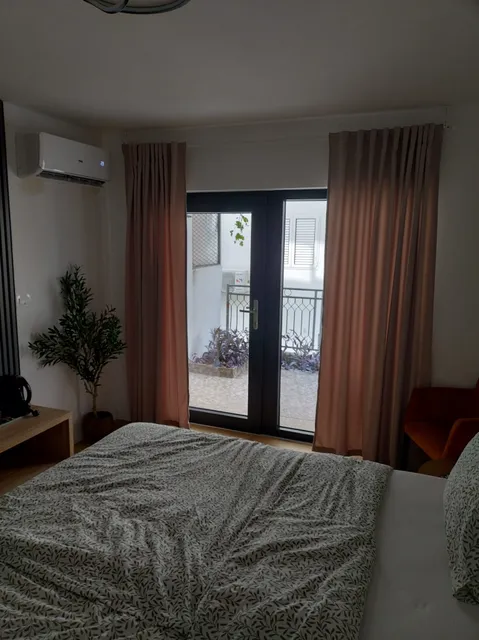 lendas studio apartment