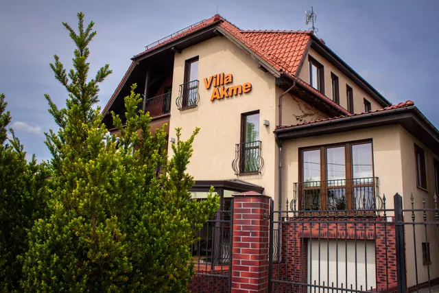 Akme APARTMENTS & ROOMS