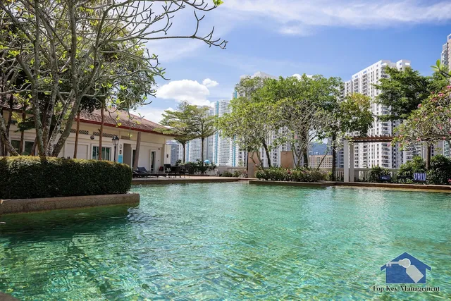 Straits Quay The Suites