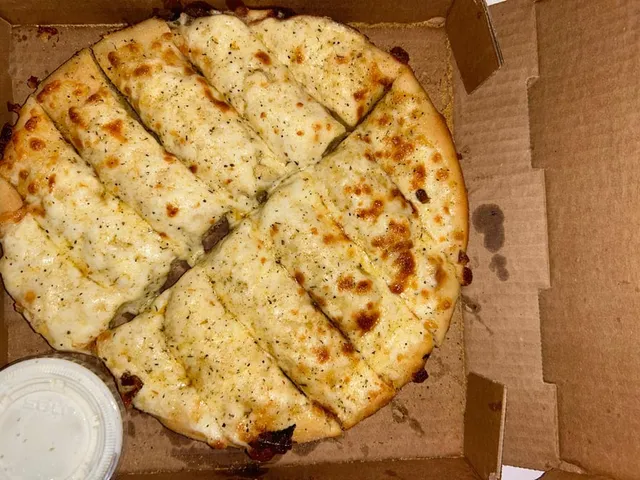 Fan Cave Pizzeria Lexington TN