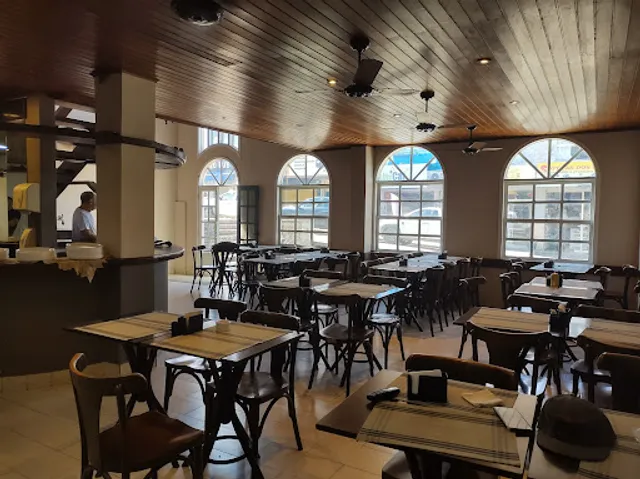 Bar e Restaurante Lua Estrela- São Pedro da Aldeia RJ