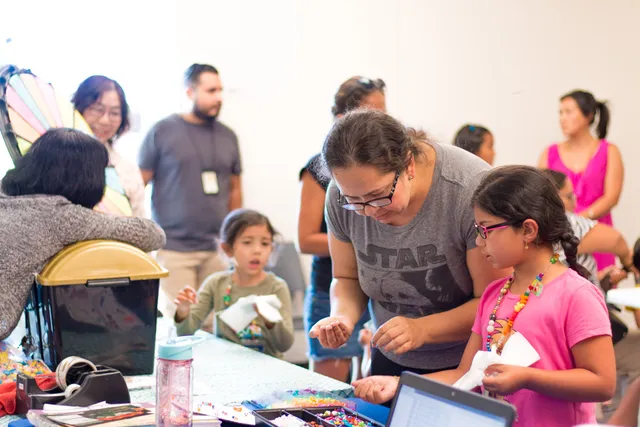 Anaheim Public Library - Sunkist Branch