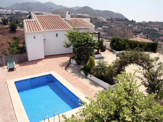 Cortijo Albaricoque - House in Frigiliana