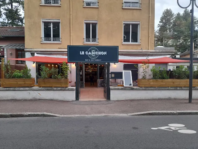 Le Cadichon 8 Av. de la Victoire, 69260 Charbonnières-les-Bains