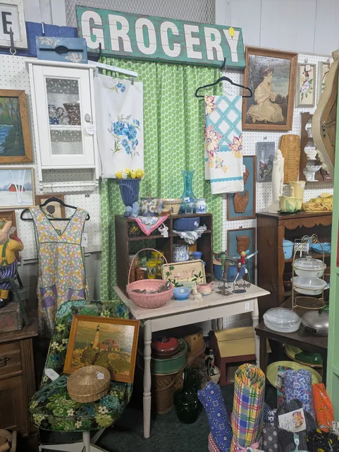 School Days Mall Antiques