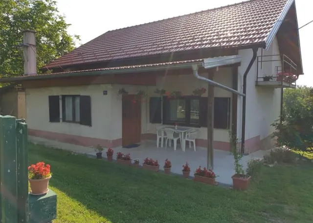 Guest House "Green Heaven"