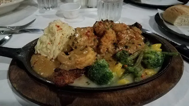 Monte's Steak & Seafood