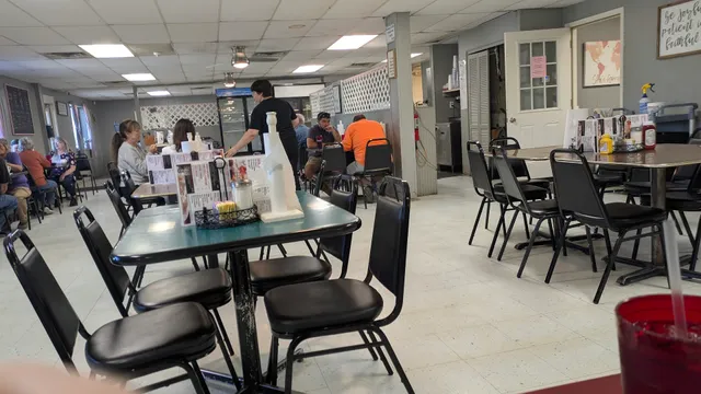 Martha Jean's Diner LLC