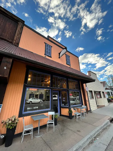 Sunrise Minturn | Cafe + Cocktails