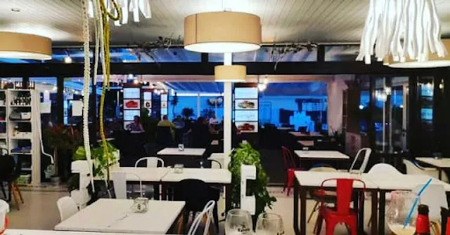 Can Quicu - Restaurant i mini golf