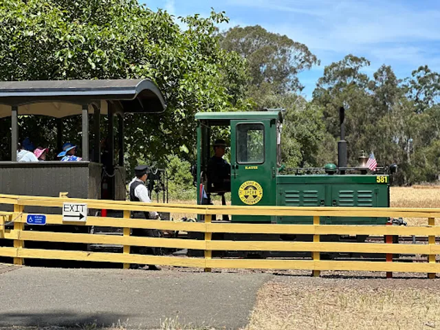 Ardenwood Entrance and Tickets