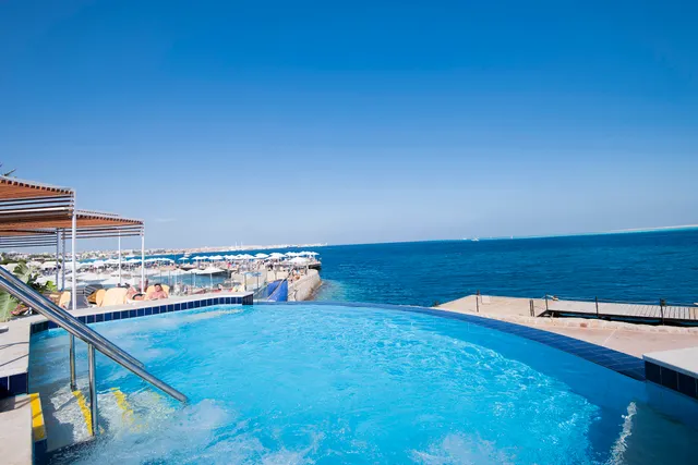 SUNRISE Holidays Resort (Adults Only)