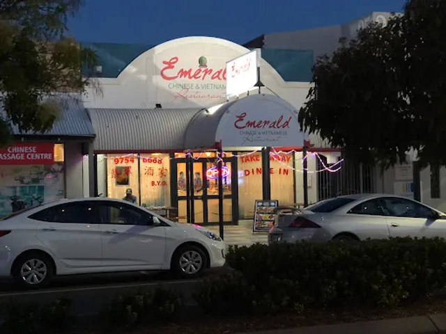 Emerald Chinese and Vietnamese Restaurant