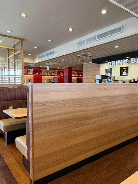 ガスト 秦野中井インター店