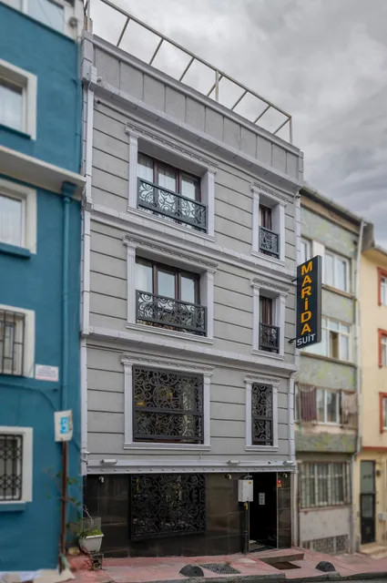 Marida Suit - Taksim