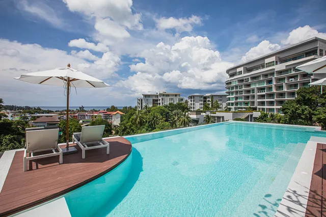 Palmetto Condominium by Holy Cow