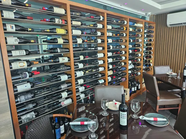 Mercado Caribe Cocina & Barra