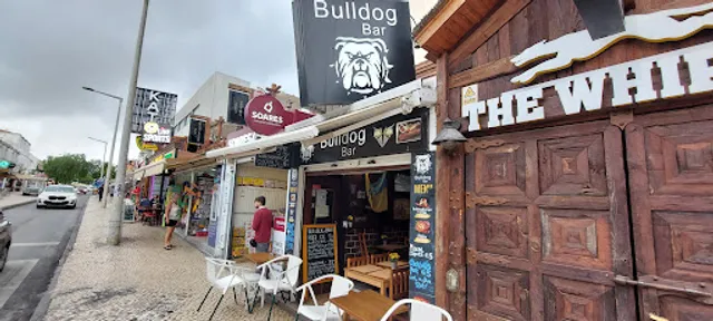 Bull Dog Bar