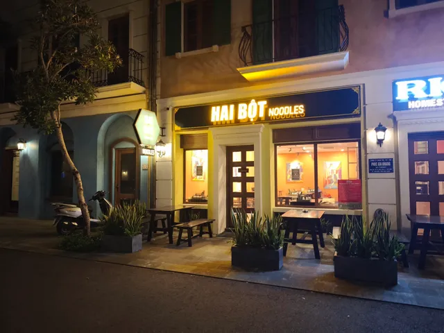 Hai Bột Noodles