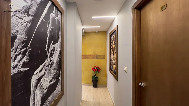 Celia Pyramids View inn