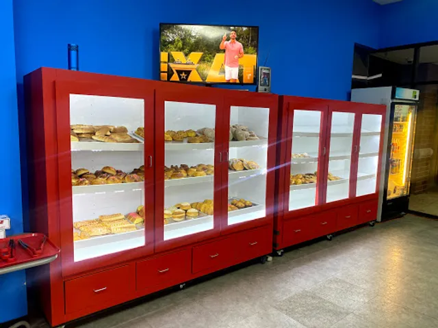 La Vienesa Bakery