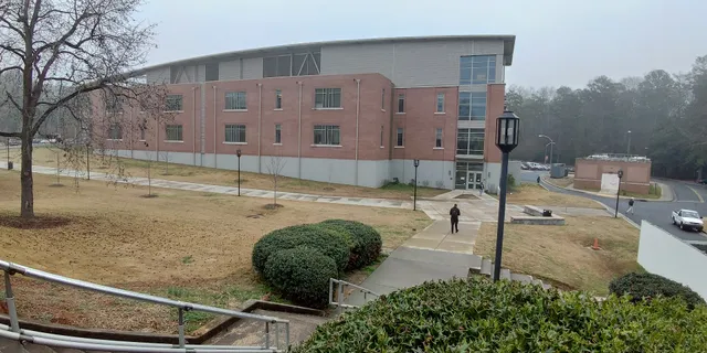 Lakeview Discovery and Science Center