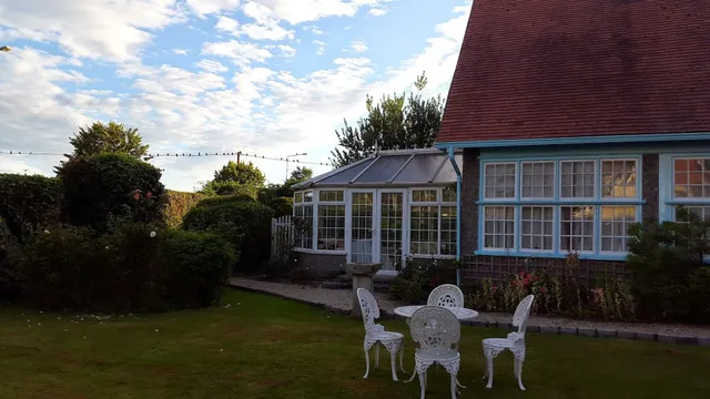 Knockbawn Cottage B&B