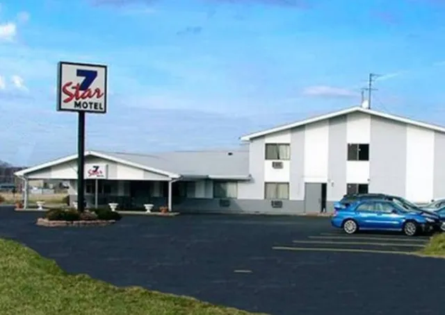 7 Star Motel Marshfield
