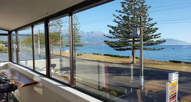 Seaview Motel