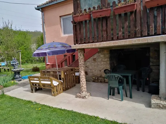 Kuca Jablansko polje