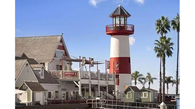 Days Inn by Wyndham Oceanside