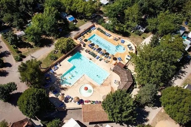 Camping Le Perpetuum