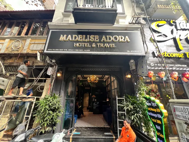Madelise Adora Hotel & Travel