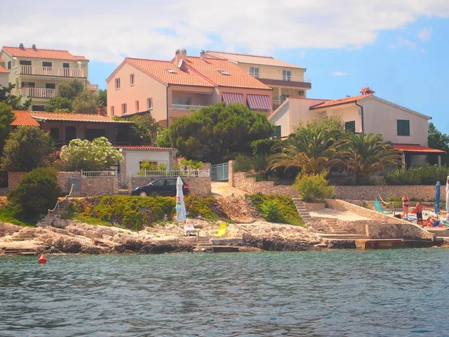 Mikulić Apartments Sevid