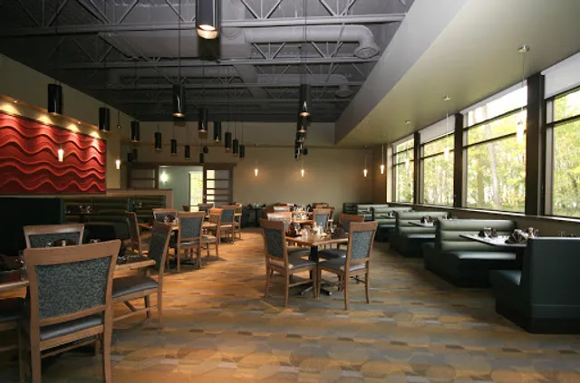 Fire & Water Bistro at Buffalo Point