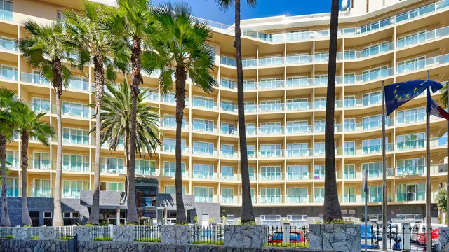 Bull Reina Isabel & Spa