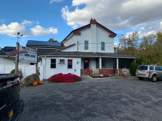 The Mog Bar and Grill