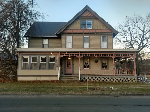 Wiffy Bog Farm Bed and Breakfast