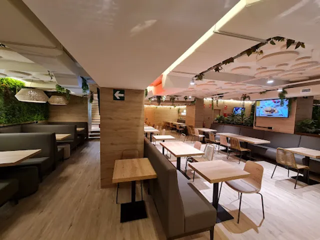 RedBar 24h - Madrid Plaza España