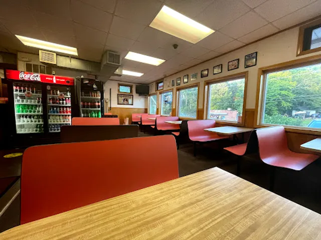 Village House of Pizza