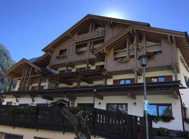 Hotel Tyrolia Valverde Di De Cassan Maurizio & De Lazzer Iva Snc.