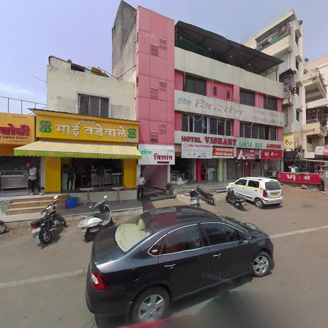 Hotel Vishant Reshto And Baar