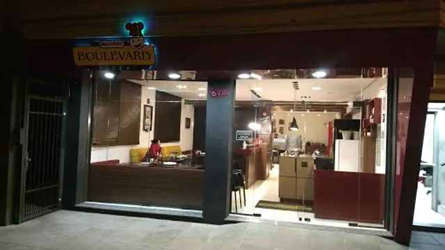 Boulevard Pizza