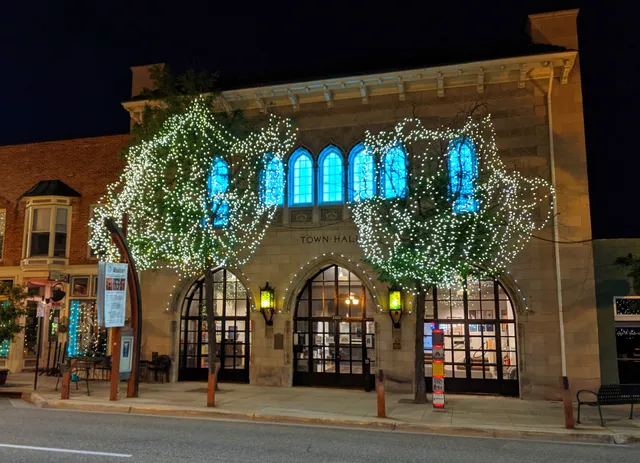 Town Hall Arts Center