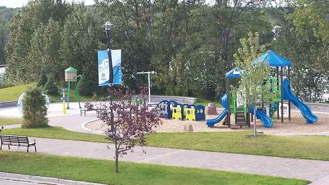 Crestview Guest House